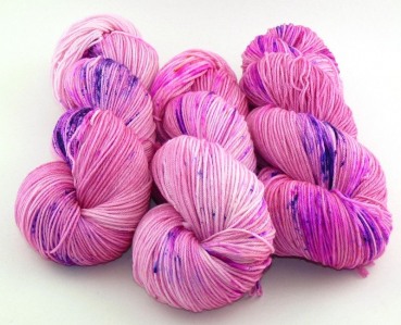 Wöllkchenwolle, mehr als Sockenwolle, extrafeine Merino "Elli Elfe"