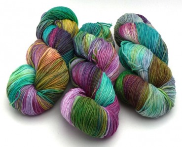 Wöllkchenwolle, mehr als Sockenwolle, extrafeine Merino "Velvet Heart"