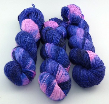 Balance für Socken und mehr "Purplecloud" (Atelier Zitron)