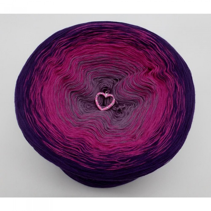 gefachte Wolle von Lady D "Wild Berry" 250g