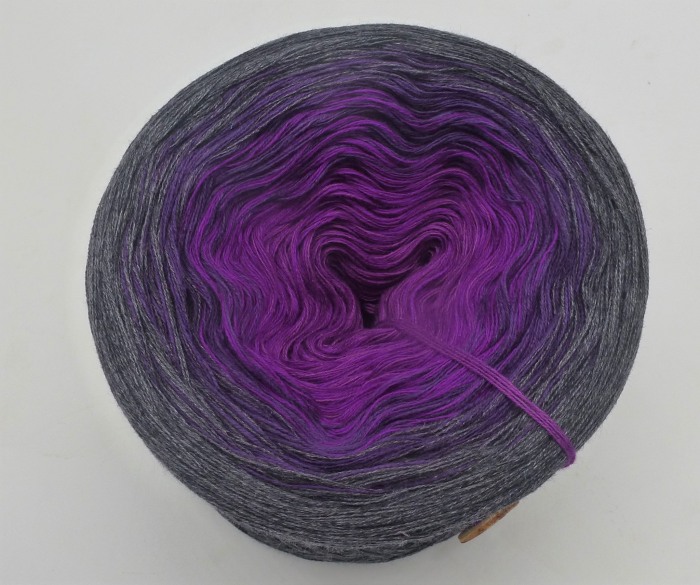 gefachte Wolle von Lady D "Verlockung" 250g