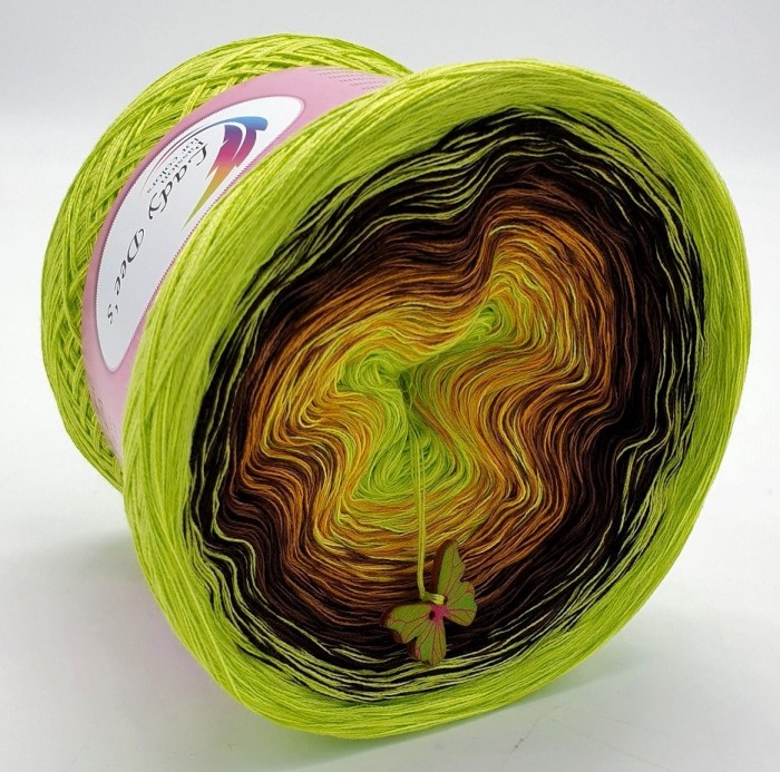 gefachte Wolle von Lady D "Hippie Lady - Carmen" 250g