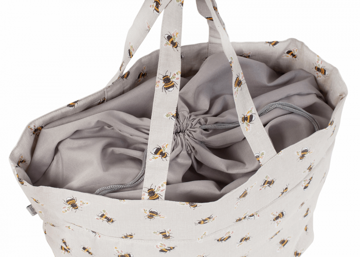 Strickhandtasche "Dog Bucket"