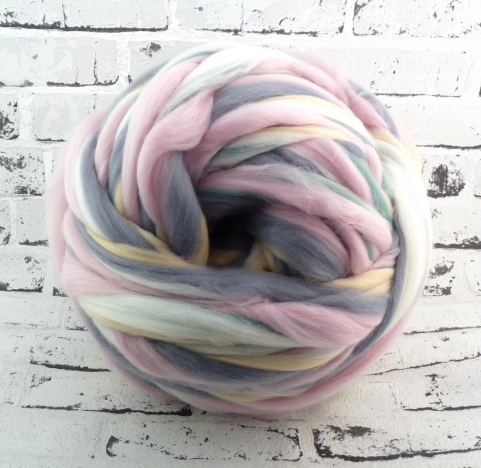 multicolor Merino-Kammzug "Zauberduft"