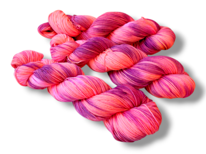 Wöllkchenwolle, mehr als Sockenwolle, extrafeine Merino "Fuchsienfieber"