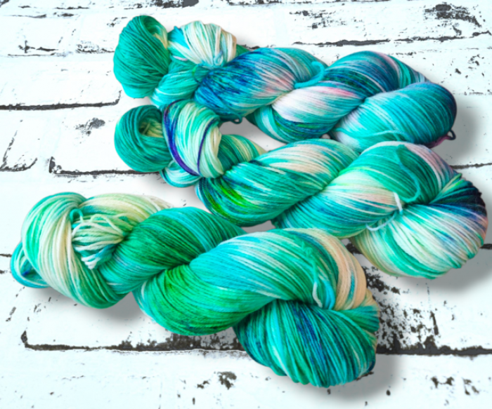 Wöllkchenwolle, mehr als Sockenwolle, extrafeine Merino "Jolly"